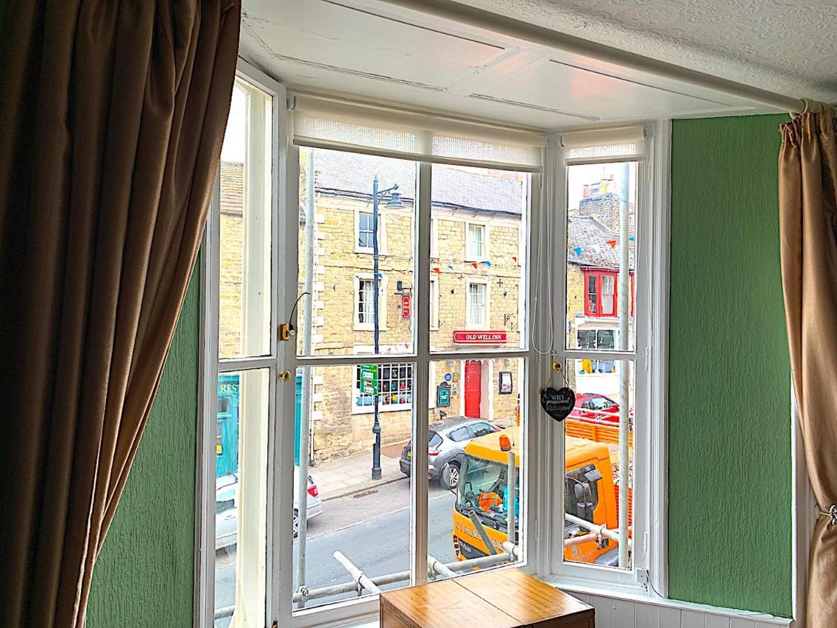 Spacious Georgian Apartment, Central Barnard Castle. Kültér fotó